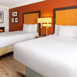 la-quinta-inn-pittsburgh-airport.hotels-in-pittsburgh.com/